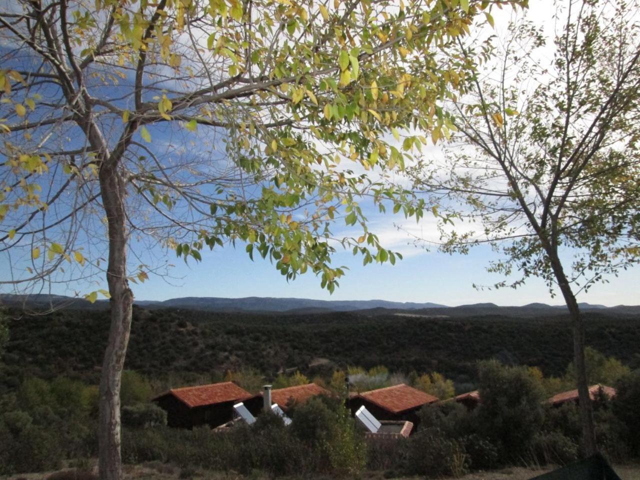 Camping Casa Fausto Cerca De Dinopolis Formiche Alto Exterior foto